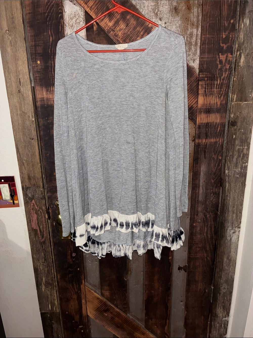 Gray Long-Sleeve Swing Top with Ruffle Tie-Dye Hem